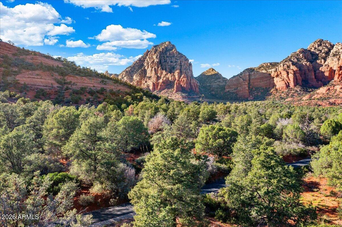 234 Eagle Dancer Road, Unit 1 Sedona, AZ 86336 - Photo 7 of 22 Views to Thunder