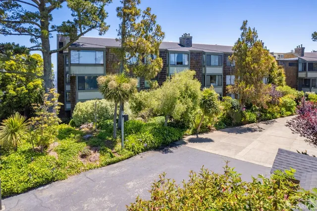$329,900 | 45 Ora Way, Unit 204A, San Francisco, CA 94131
