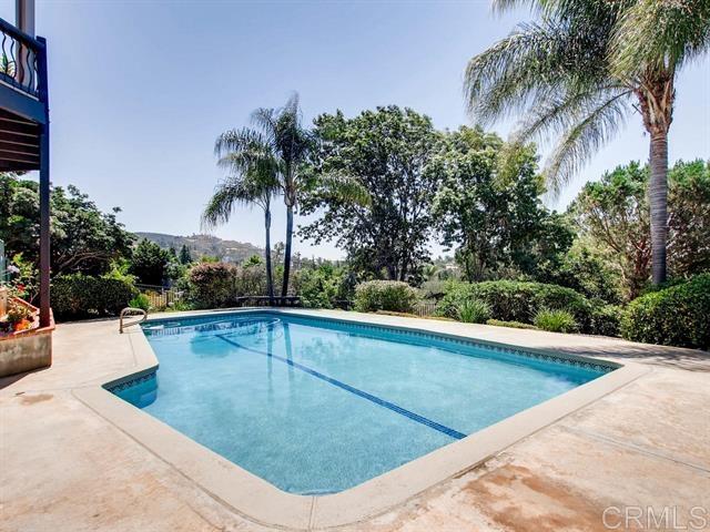 3598 Royal Road Vista, CA 92084 - Photo 2 of 25
