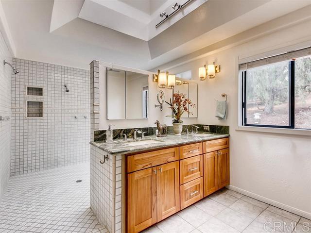 3598 Royal Road Vista, CA 92084 - Photo 7 of 25