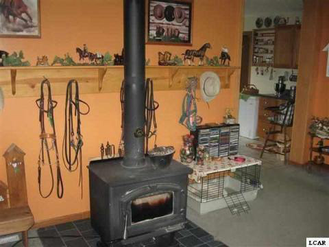 13260 Woerner Road Manitou Beach, MI 49253 - Photo 6 of 25 20356678-5.JPG
