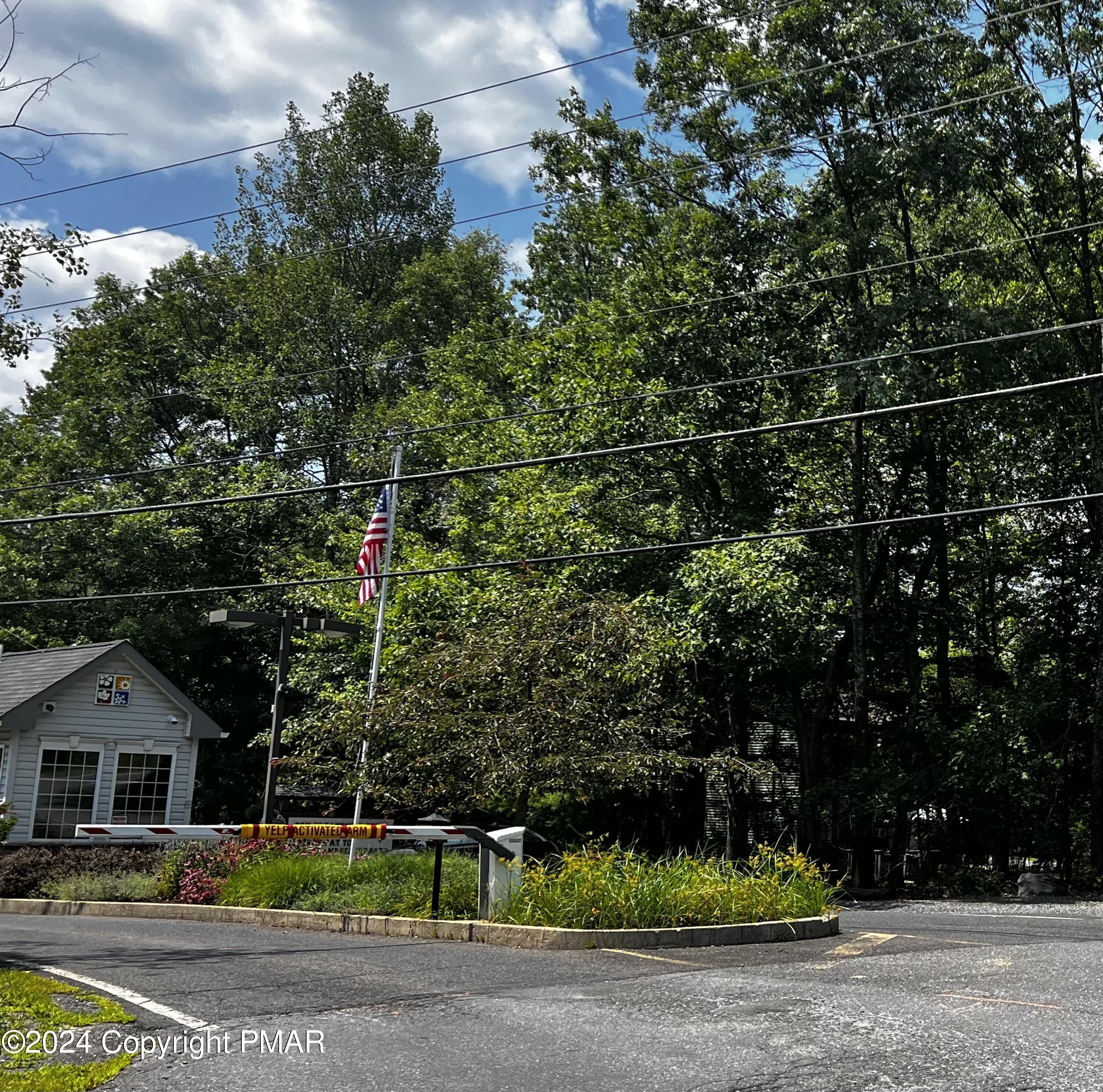 1089 Porter Drive Bushkill, PA 18324 - Photo 39 of 49 IMG_2529