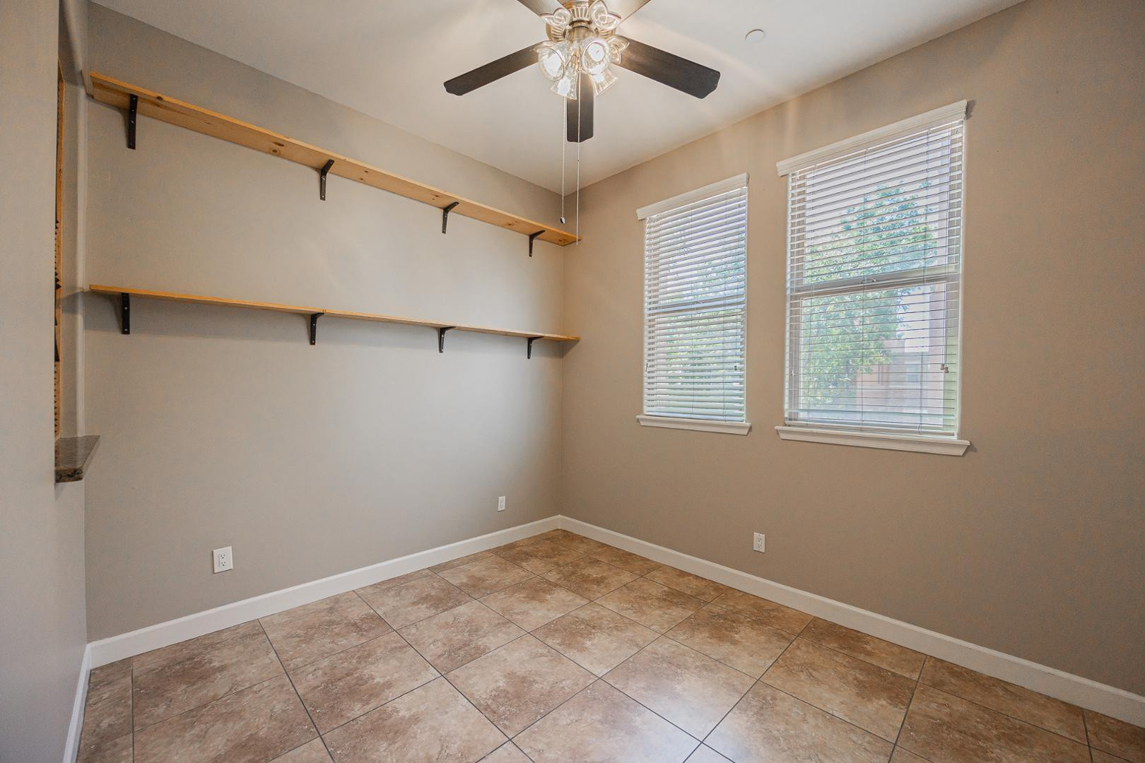 563 West 6th Street Tempe, AZ 85281 - Photo 18 of 26 Photo #18