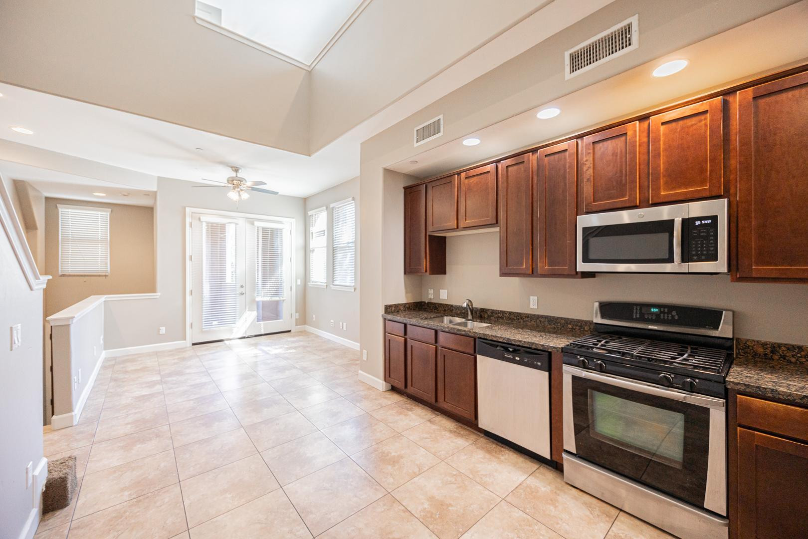 563 West 6th Street Tempe, AZ 85281 - Photo 8 of 26 Photo #8