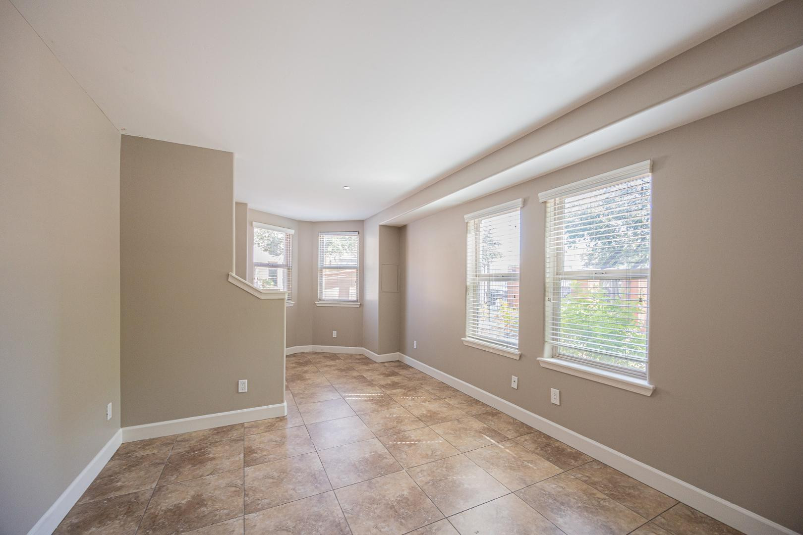 563 West 6th Street Tempe, AZ 85281 - Photo 9 of 26 Photo #9
