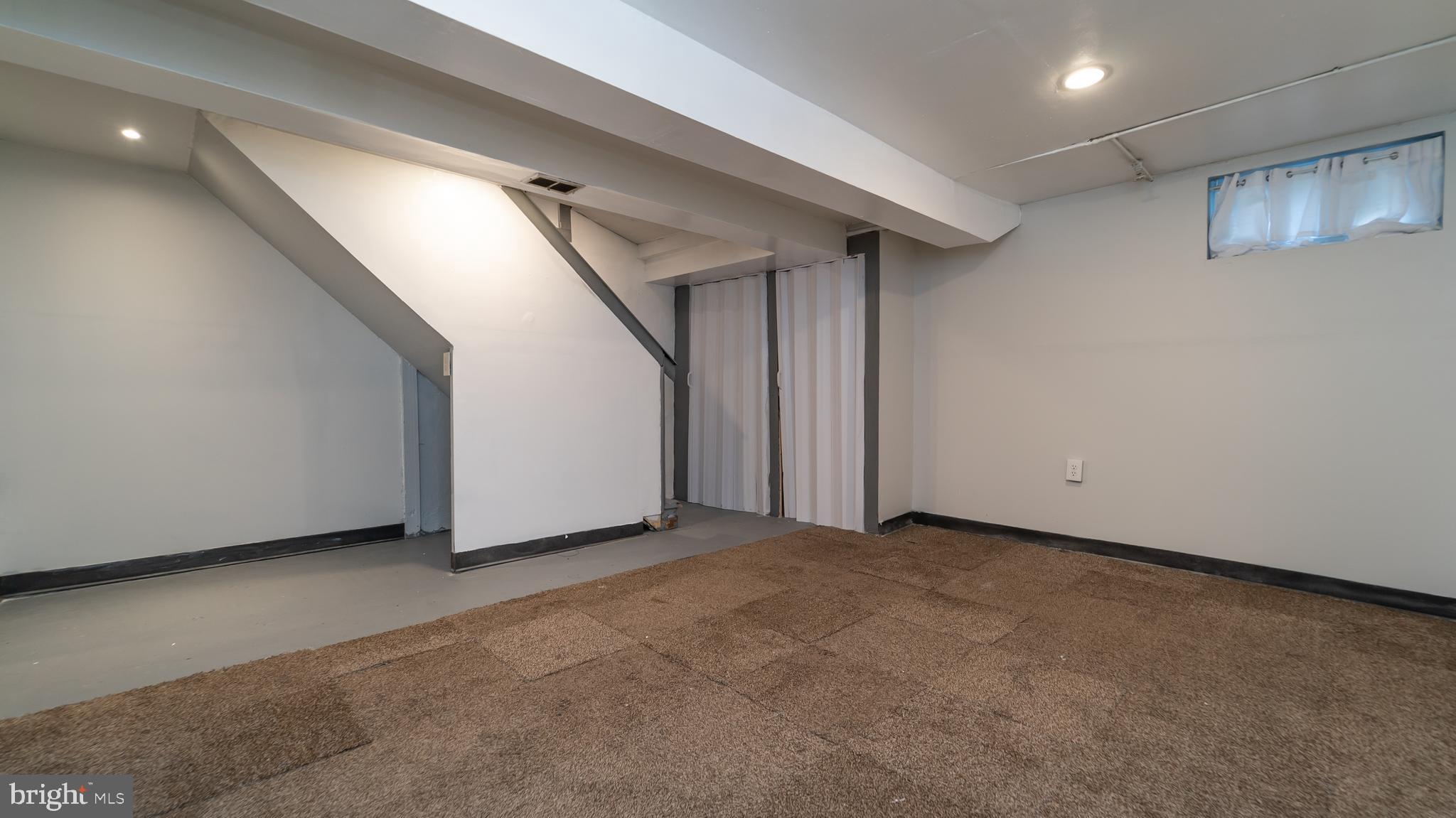 34 Hillvale Road Baltimore, MD 21229 - Photo 14 of 31 Gallery Image 14