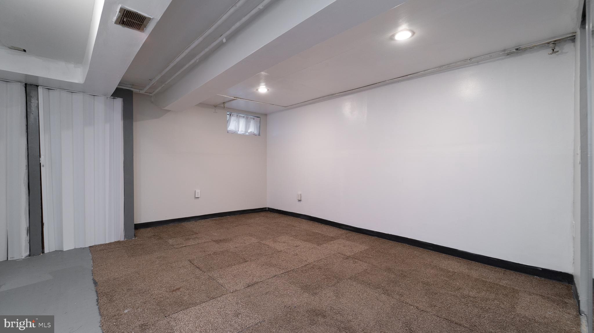 34 Hillvale Road Baltimore, MD 21229 - Photo 16 of 31 Gallery Image 16