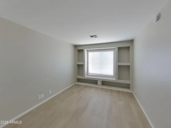 $2,059 | 7321 North 69th Avenue, Glendale, AZ 85303