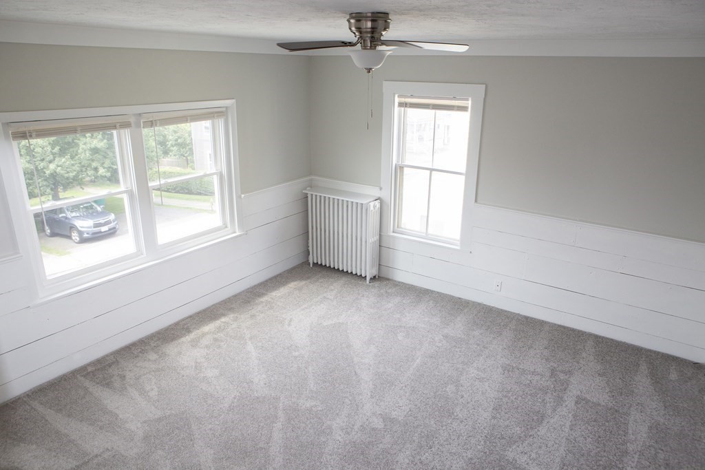 43 Beacon Street, Unit 2 Gloucester, MA 01930 - Photo 15 of 28