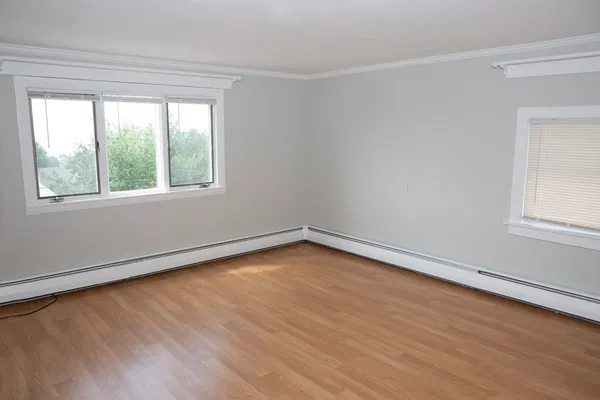 $3,200 | 43 Beacon Street, Unit 2, Gloucester, MA 01930