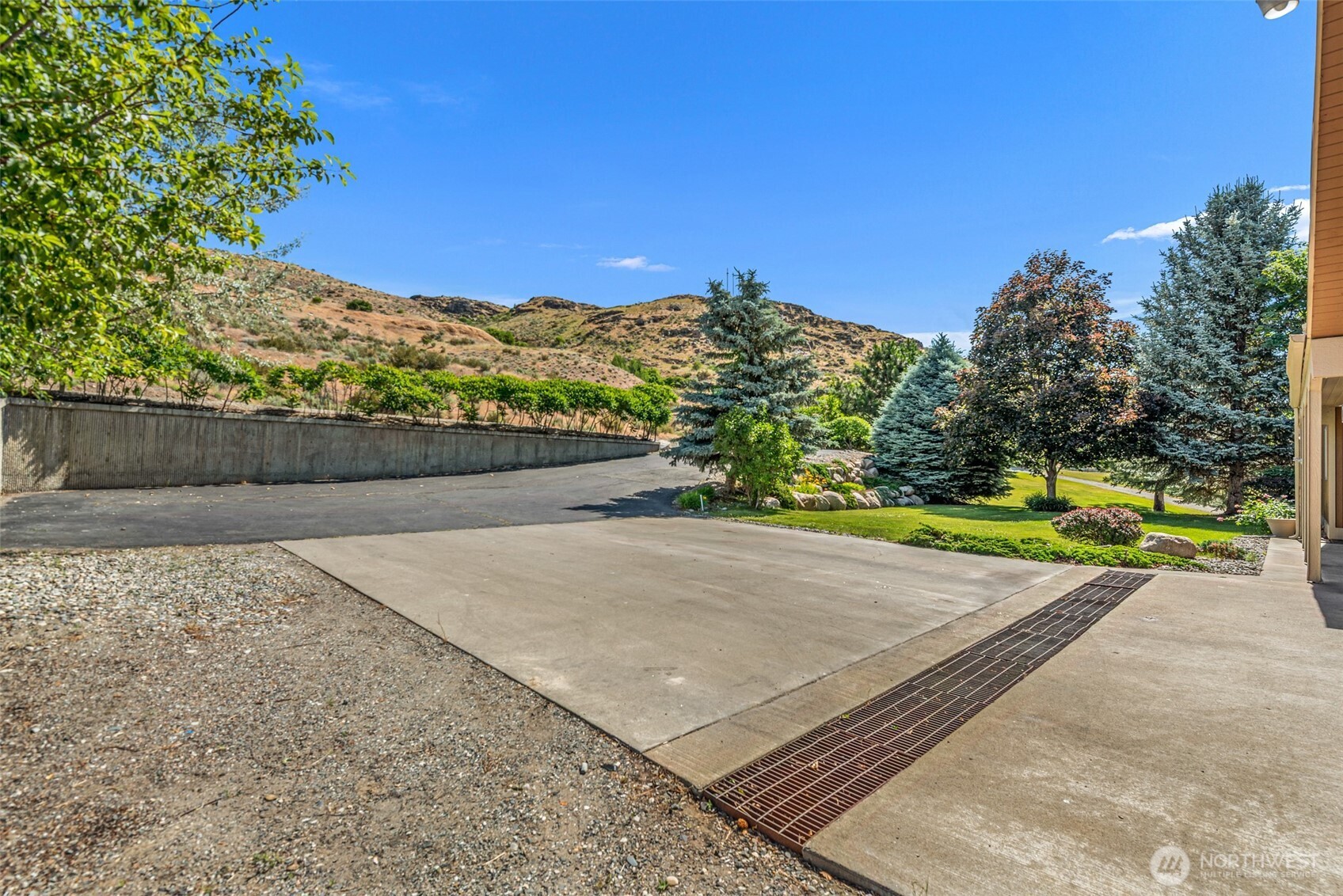 105 Bill Shaw Road Pateros, WA 98846 - Photo 39 of 40
