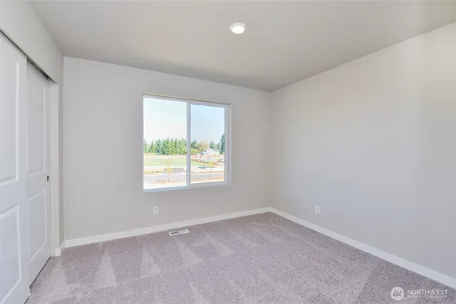 $580,900 | 9745 Hay Street Southeast, Yelm, WA 98597