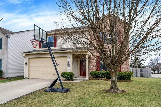 $390,000 | 501 Kennard Lane, Westfield, IN 46074