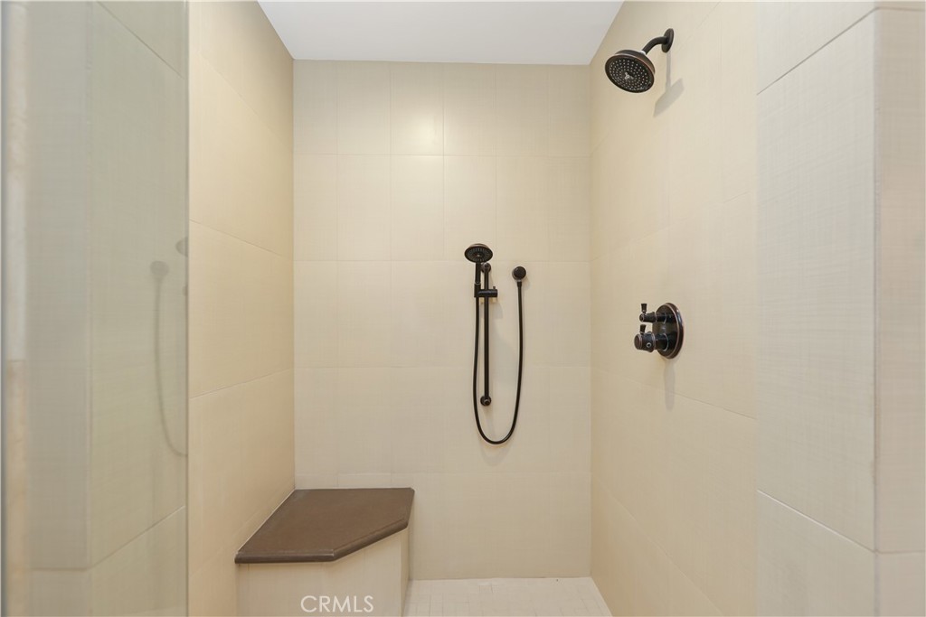 933 West Riviera Drive Santa Ana, CA 92706 - Photo 33 of 43 a bathroom with a shower