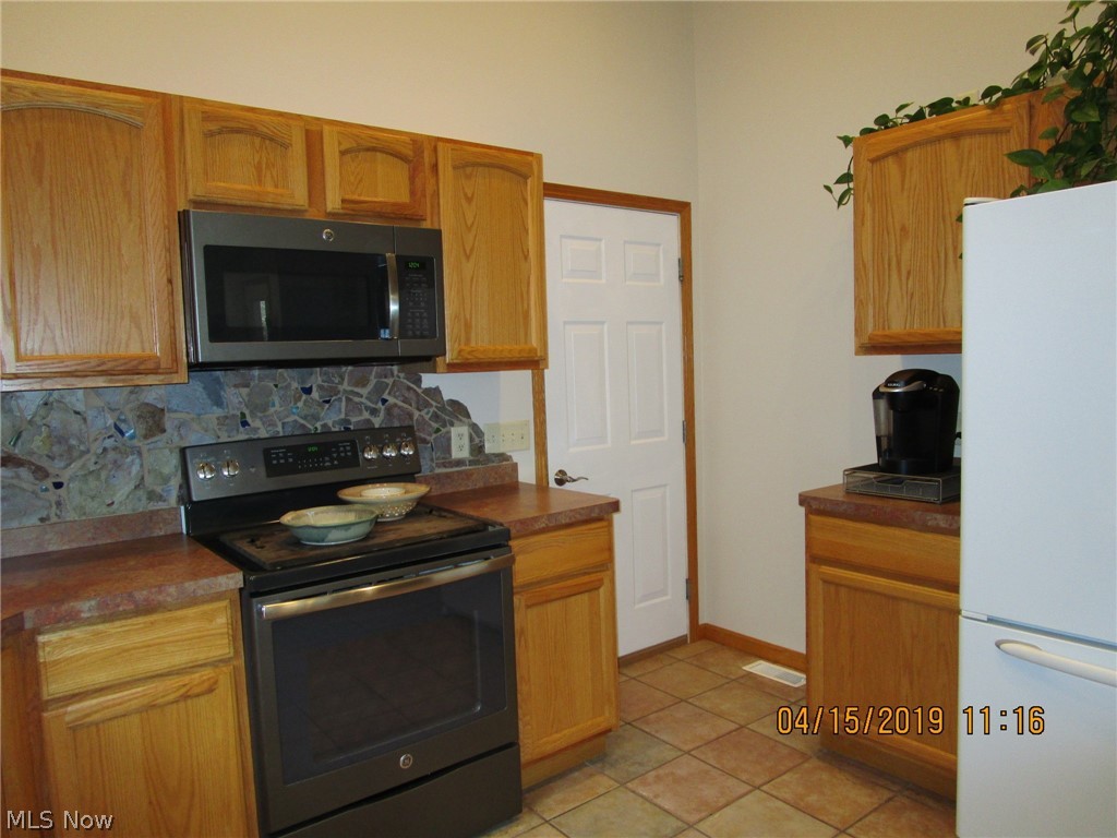 1363 Apollo Court Rome, OH 44085 - Photo 12 of 35 Gallery Image 12