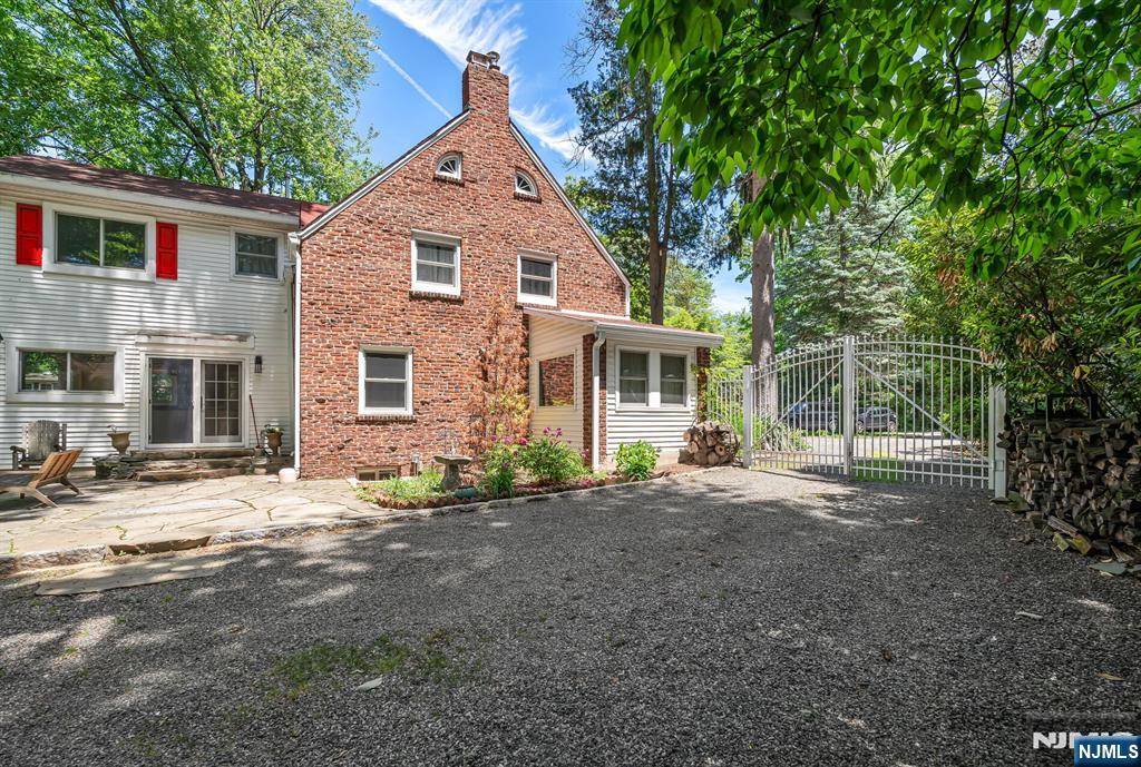 740 River Road Teaneck, NJ 07666 - Photo 26 of 34
