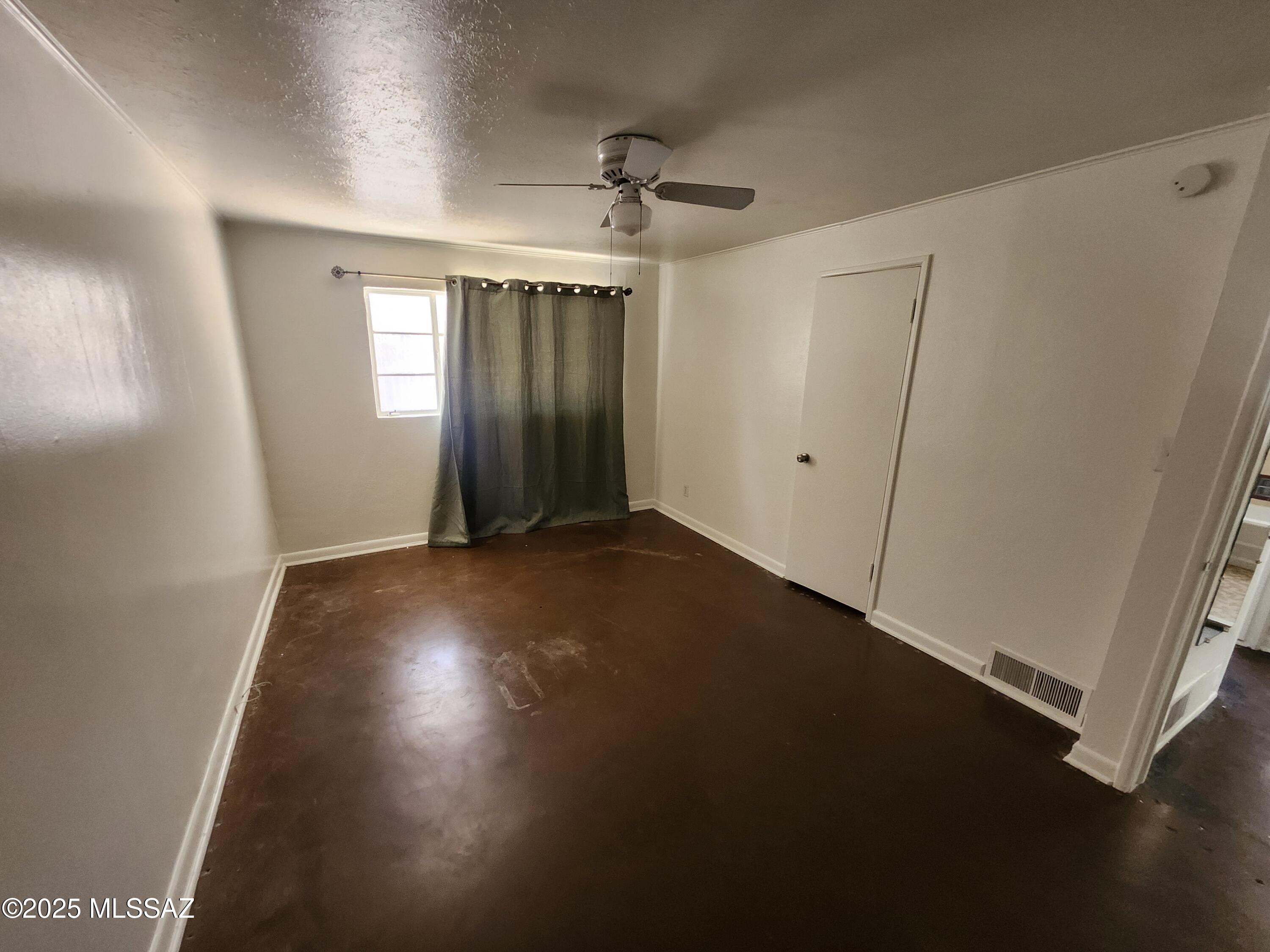 2713 East Fort Lowell Road Tucson, AZ 85716 - Photo 11 of 18