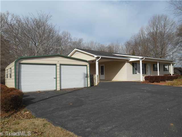 2762 Red Brush Road Mount Airy, NC 27030 - Photo 14 of 14 Exterior Front.