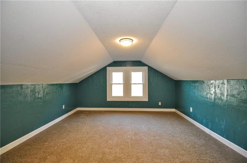 522 Webster Hollow Road Webster, PA 15087 - Photo 17 of 23 Gallery Image 17
