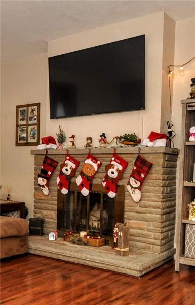 522 Webster Hollow Road Webster, PA 15087 - Photo 4 of 23 Gallery Image 4
