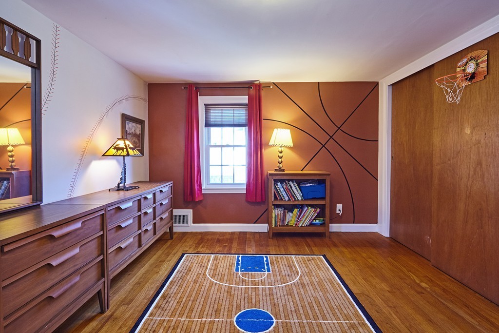 161 Beal Road Waltham, MA 02453 - Photo 16 of 21 Gallery Image 16