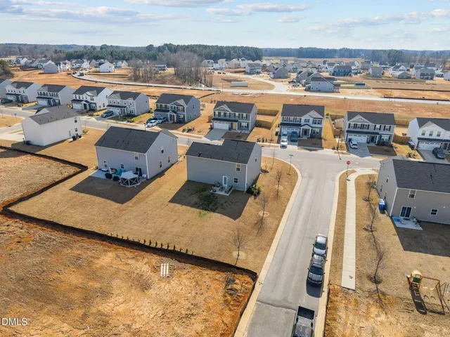 a picture of a city view