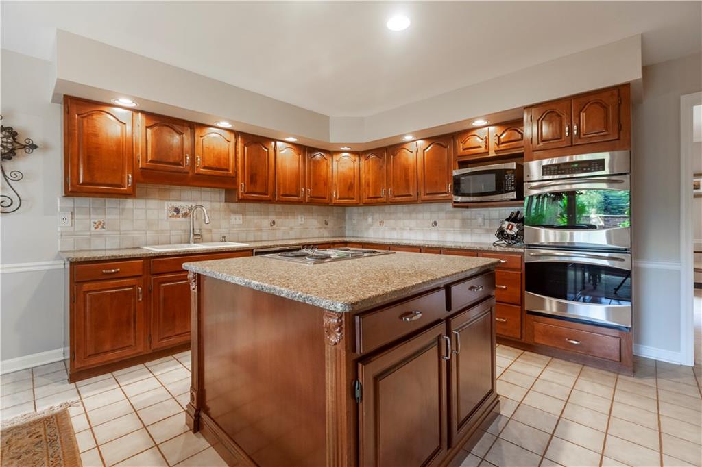 124 Lintel Drive McMurray, PA 15317 - Photo 12 of 25