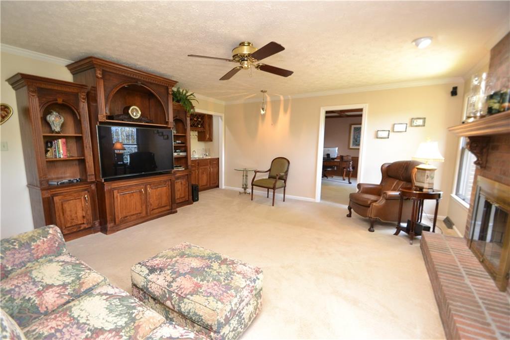 124 Lintel Drive McMurray, PA 15317 - Photo 14 of 25