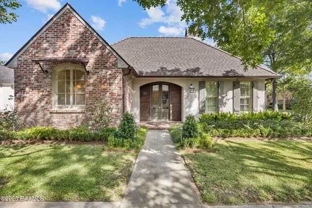 $975,000 | 400 Woods Crossing, Lafayette, LA 70508