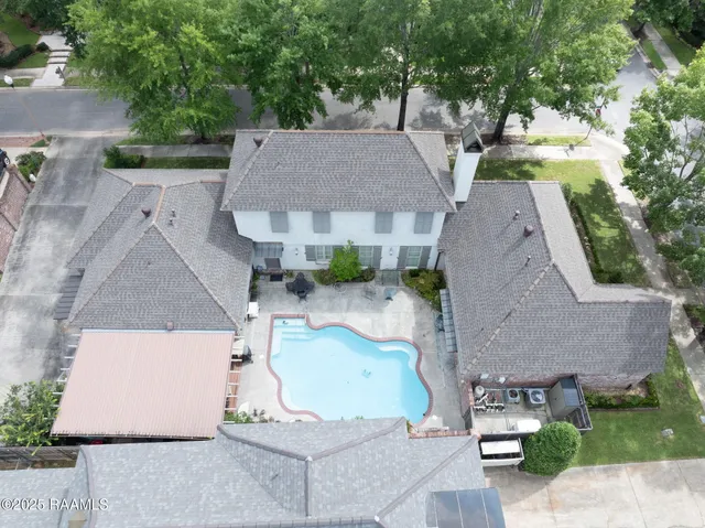 $975,000 | 400 Woods Crossing, Lafayette, LA 70508