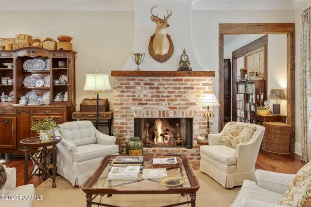 $975,000 | 400 Woods Crossing, Lafayette, LA 70508