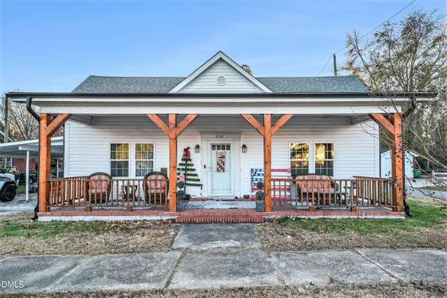 $200,000 | 213 West Parrish Drive, Benson, NC 27504
