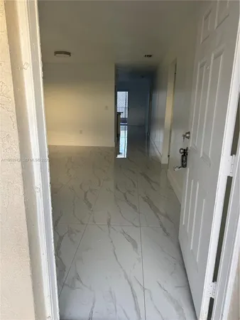 $2,150 | 8851 Northwest 119th Street, Unit 4404, Hialeah Gardens, FL 33018