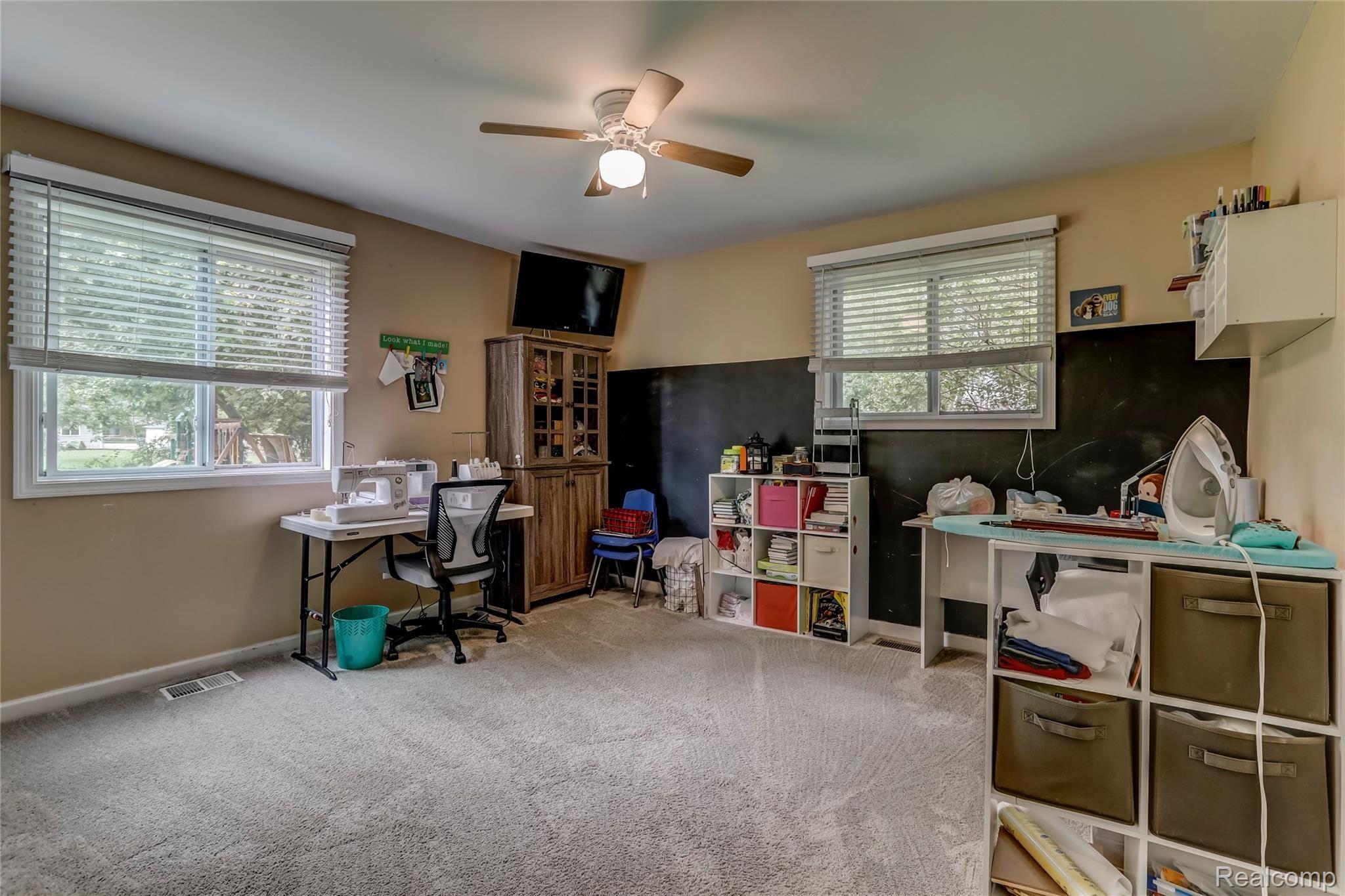 50765 Cedargrove Road Utica, MI 48317 - Photo 13 of 22 50765 Cedargrove Road, Shelby Charter Township, MI-15-FULL.jpg