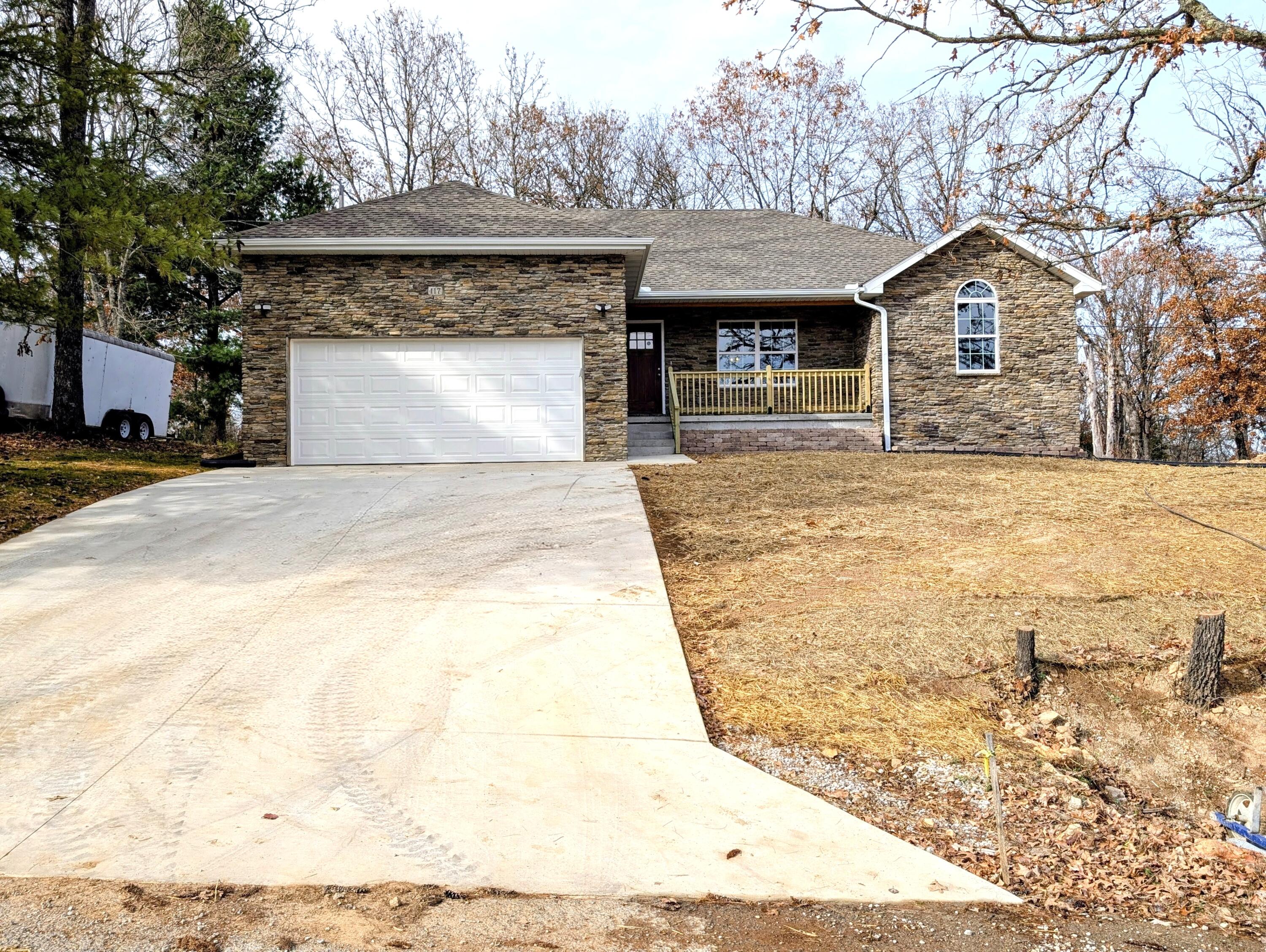 117 Rainbow Hill Lane Reeds Spring, MO 65737 - Photo 1 of 1 Home Front and Drive
