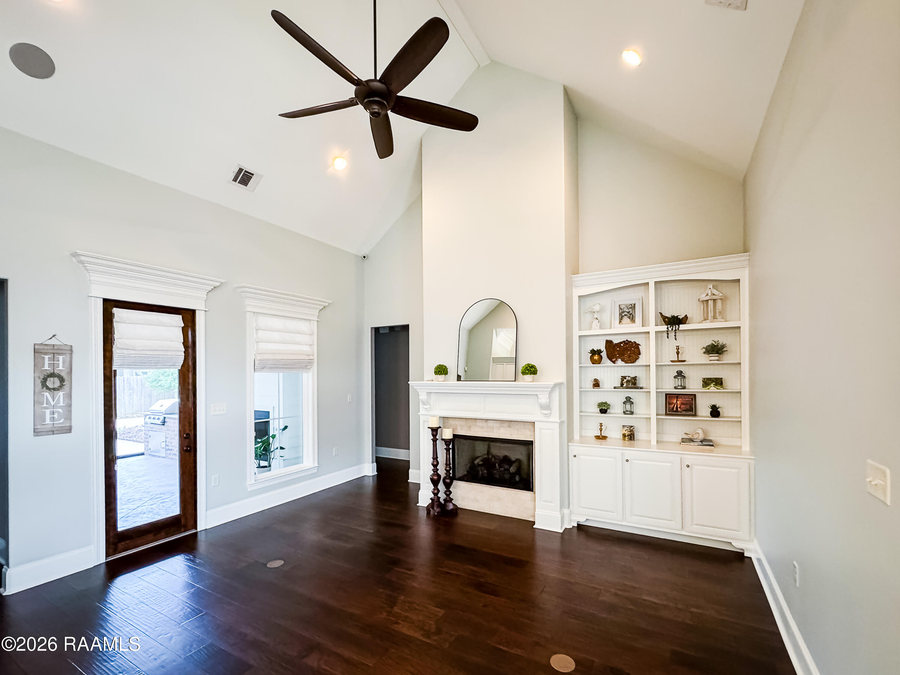405 Habitat Ridge Drive Broussard, LA 70518 - Photo 5 of 19 photo 5 living