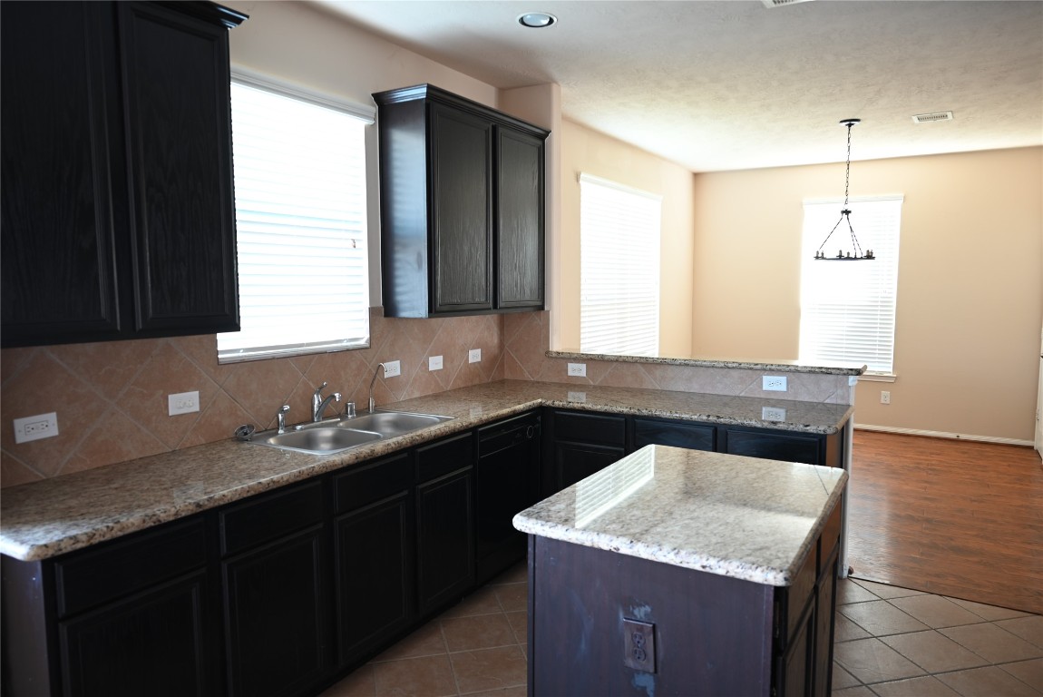 25006 Tancy Ranch Court Katy, TX 77494 - Photo 7 of 25