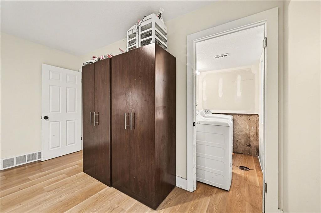4209 Grandview Road Kansas City, MO 64137 - Photo 20 of 39