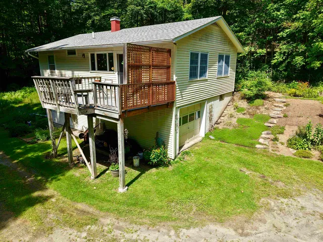 $360,000 | 2513 North Fayston Road, Fayston, VT 05660