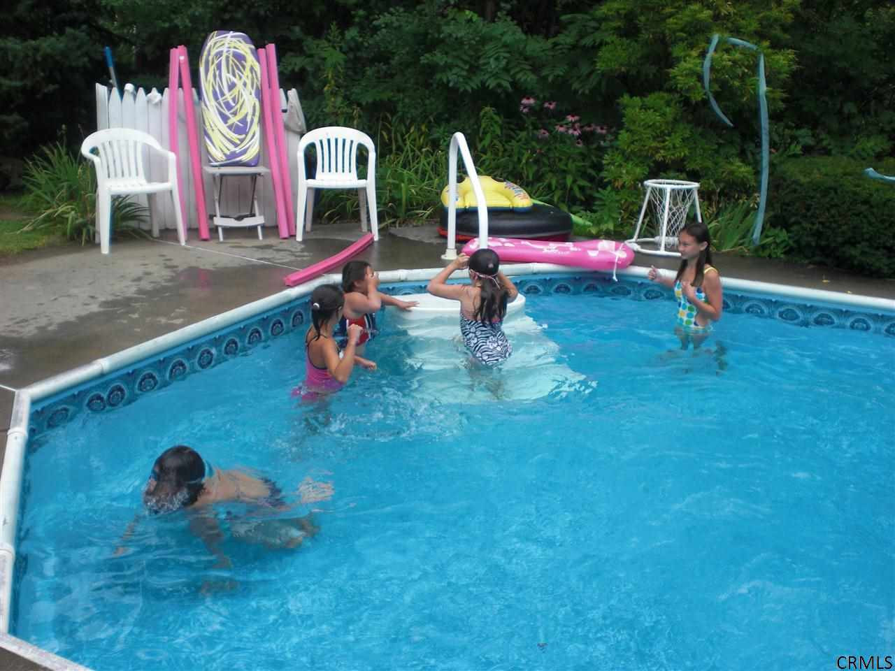 1036 Atateka Road Niskayuna, NY 12309 - Photo 15 of 17 Photo 15