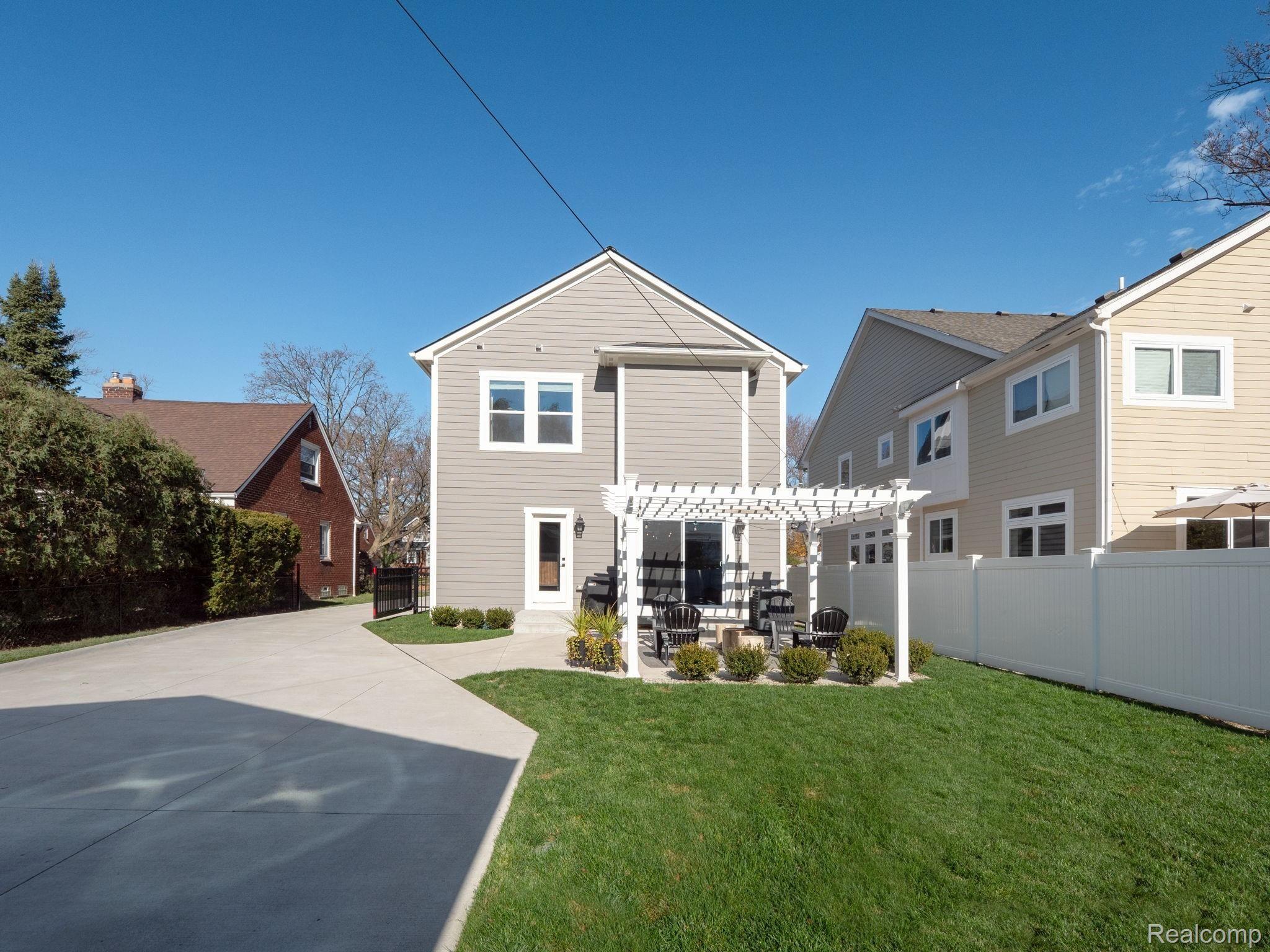 2834 Manchester Road Birmingham, MI 48009 - Photo 34 of 36 47-web-or-mls-P1733125.jpg