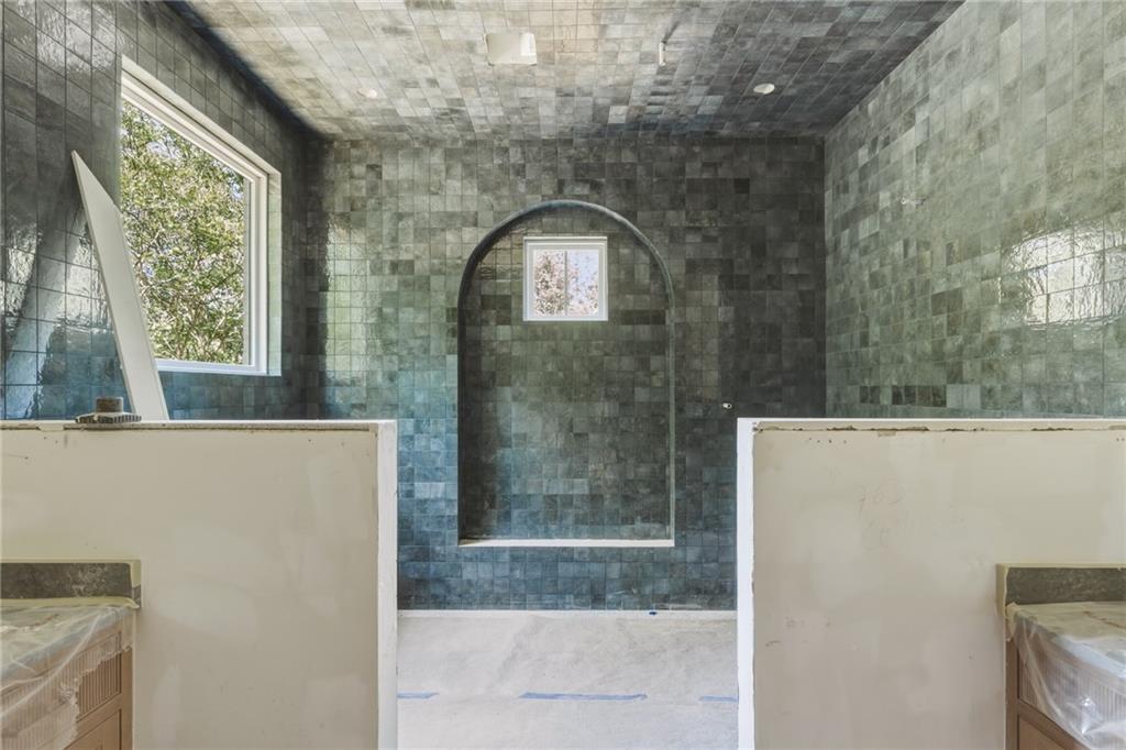 720 Edgewater Trail Atlanta, GA 30328 - Photo 25 of 51