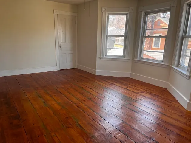 $2,100 | 21 Elliott Street, Unit 2, Westminster, MA 01473