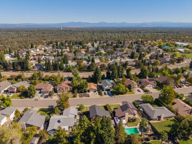 $419,900 | 550 Armando Avenue, Redding, CA 96003