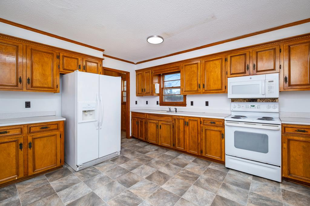 2356 Raccoon Road Dalzell, SC 29040 - Photo 15 of 29