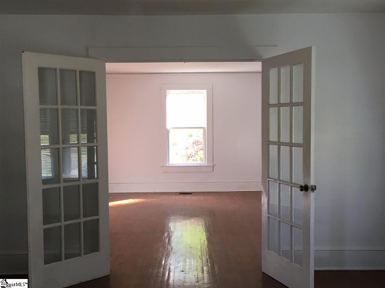 735 Gum Springs Road Taylors, SC 29687 - Photo 9 of 24