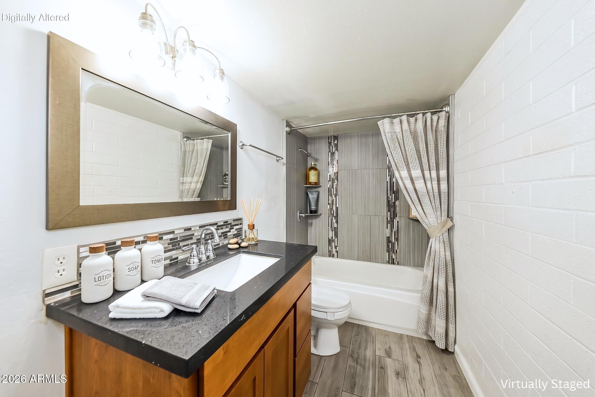 6320 North 16th Street, Unit 10 Phoenix, AZ 85016 - Photo 7 of 14 8