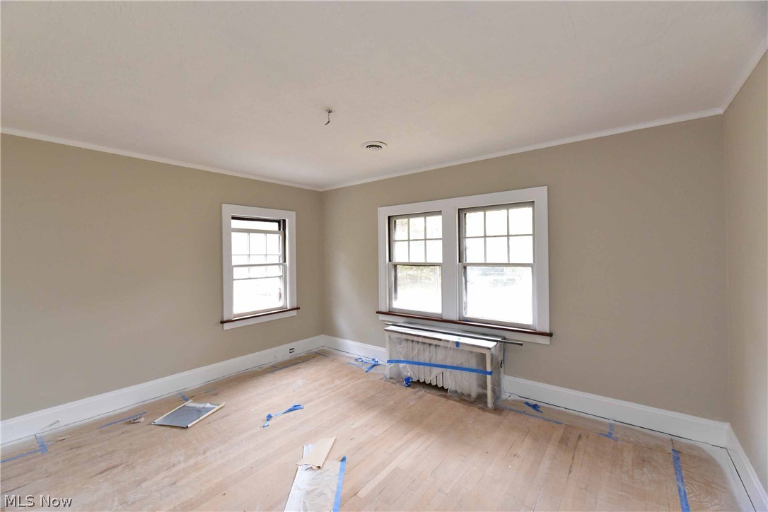 2592 Lee Road Cleveland, OH 44118 - Photo 16 of 23