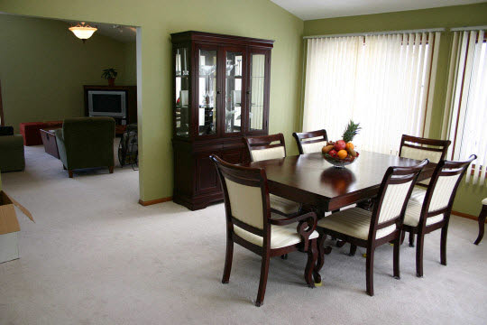 3224 North Trainer Road Rockford, IL 61114 - Photo 3 of 6 a view of a dining room with furniture and window