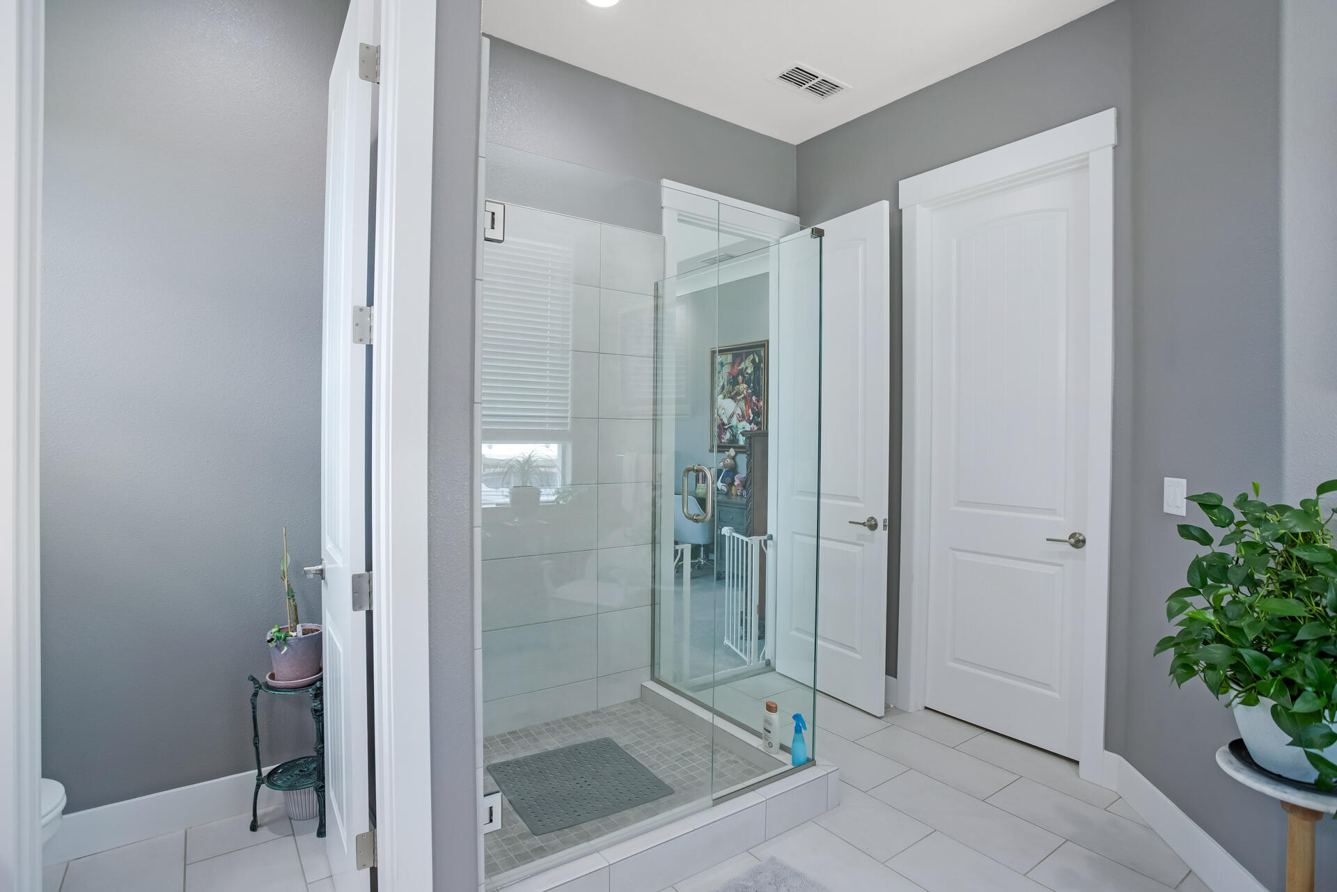 4755 Lower Springs Road Redding, CA 96001 - Photo 15 of 35 IMG_5408